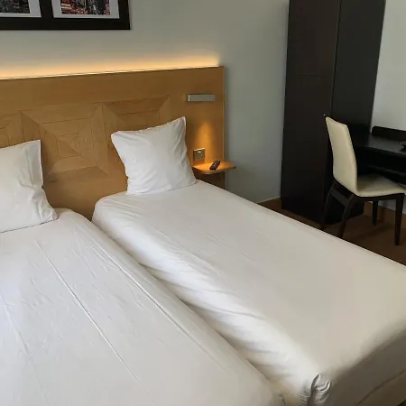 Eiffel Xv Hotel