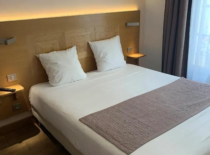 Eiffel Xv Otel Paris