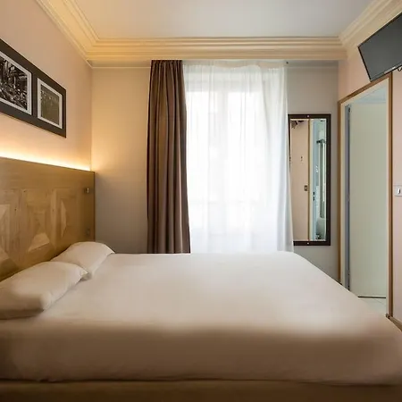 Eiffel Xv Hotel 2*