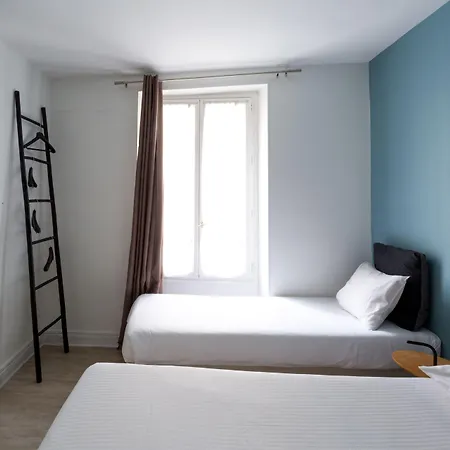 Hotel Eiffel Xv 2*